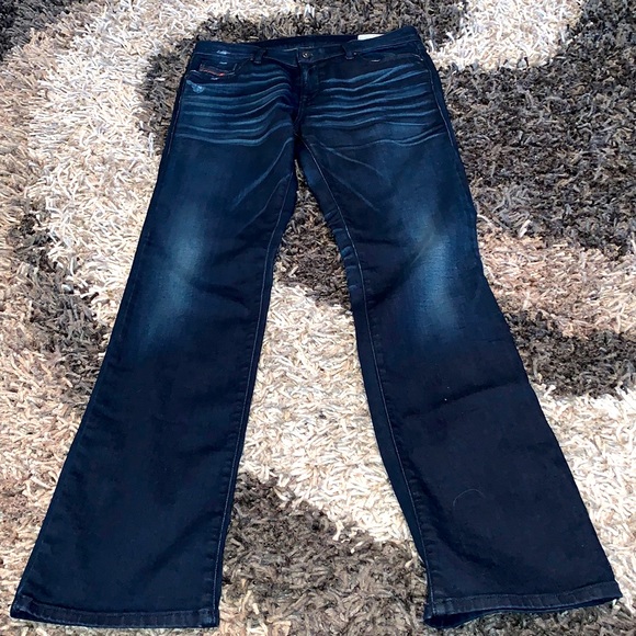 Diesel bootzee regular slim boot cut 31w 30L jean
